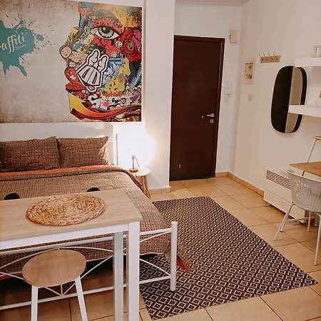 Thess Vibes @ Center Apartment *