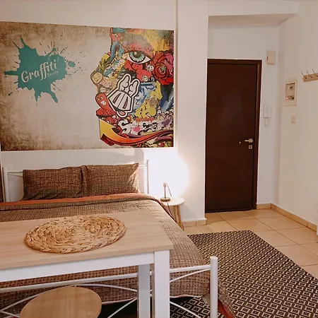 Thess Vibes @ Center Appartement *